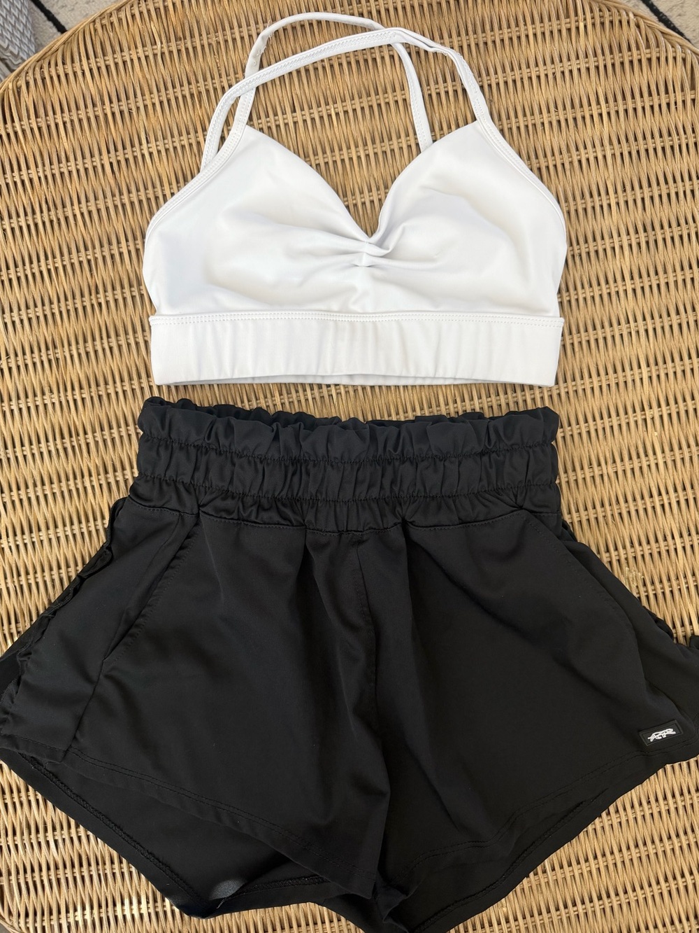 TIGER FRIDAY White Bra and Black Ruffle Short Dance Set